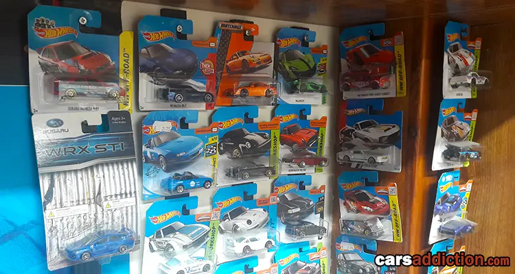 How to Build an inexpensive Hot Wheels Stand for your Collection